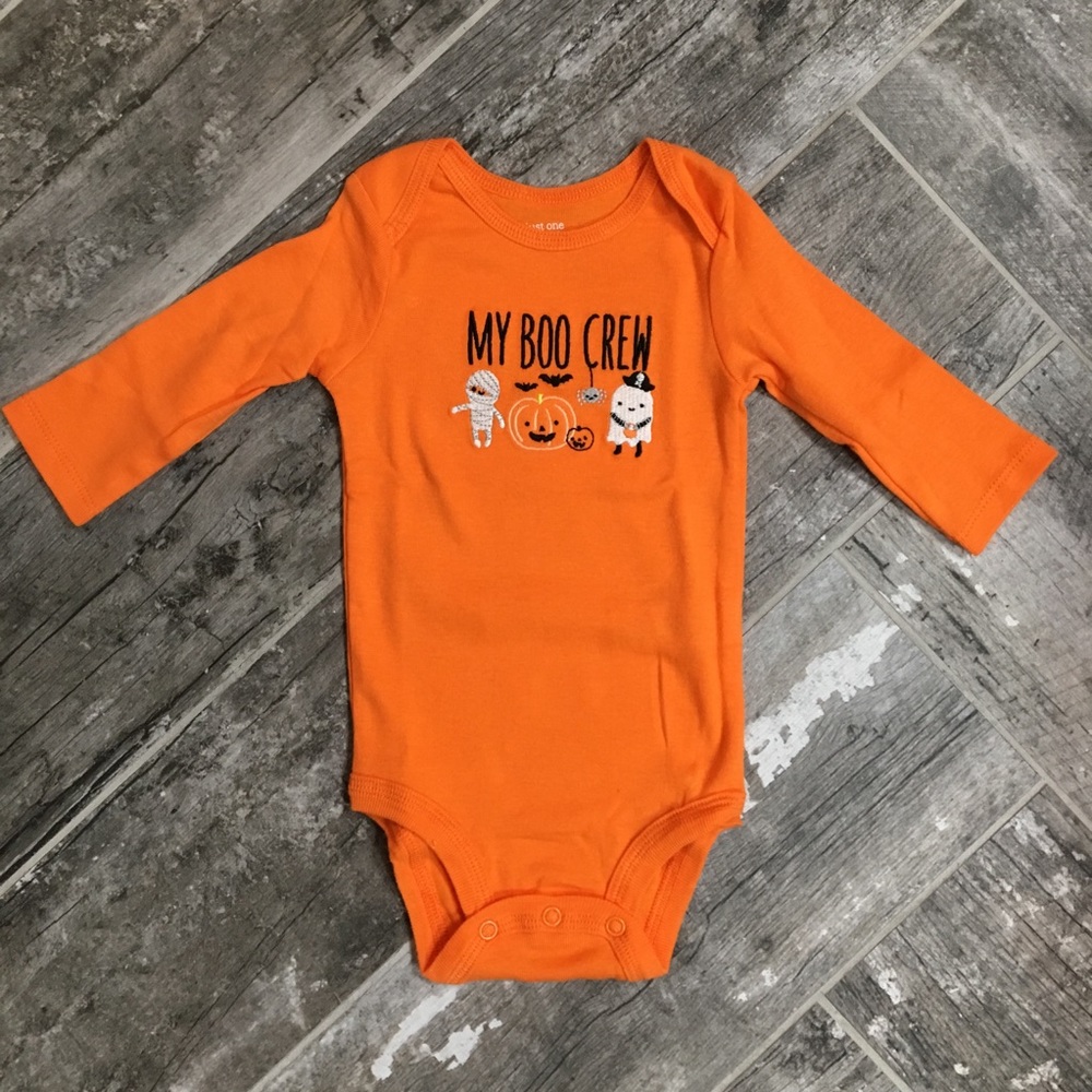 NWOT long sleeve Halloween onesie, size 3 months.